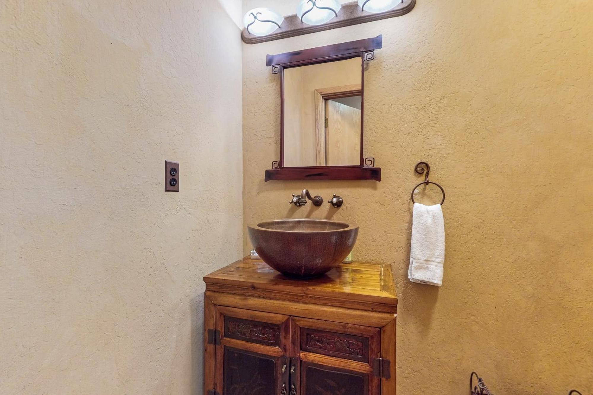 Tastefully-Updated, Classic Tahoe Family Home Truckee Kültér fotó